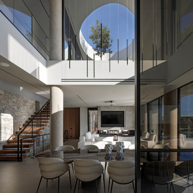 SARONIDA HOME WHITEBOX ARCHITECTS